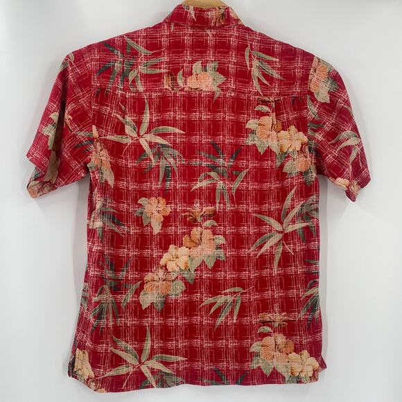 Tommy Bahama‎ Medium Red Floral Short Sleeve Silk Button Down Hawaiian Shirt - Picture 4 of 4